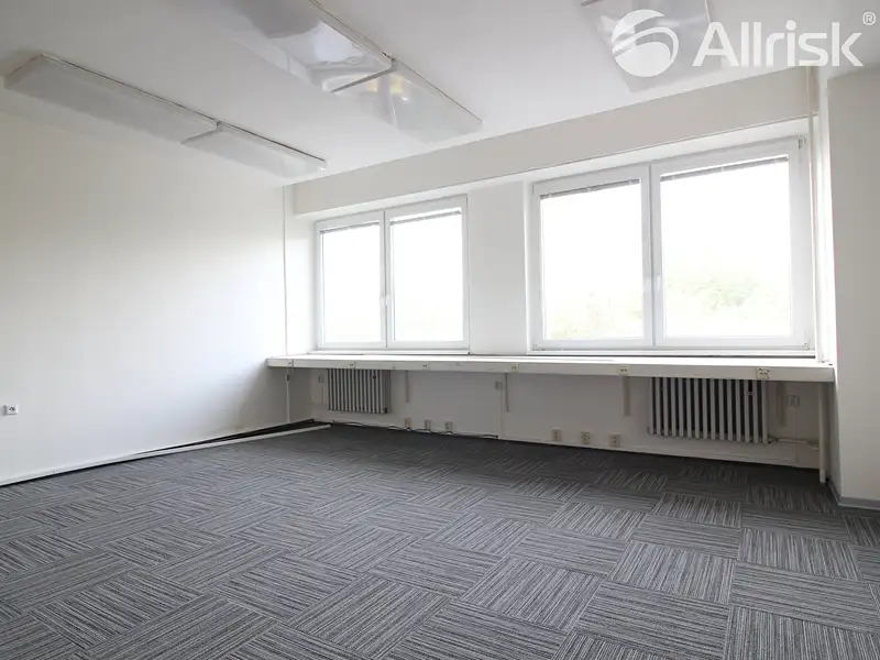 Pronájem kanceláře 32 m², Brno – náhled fotky 1
