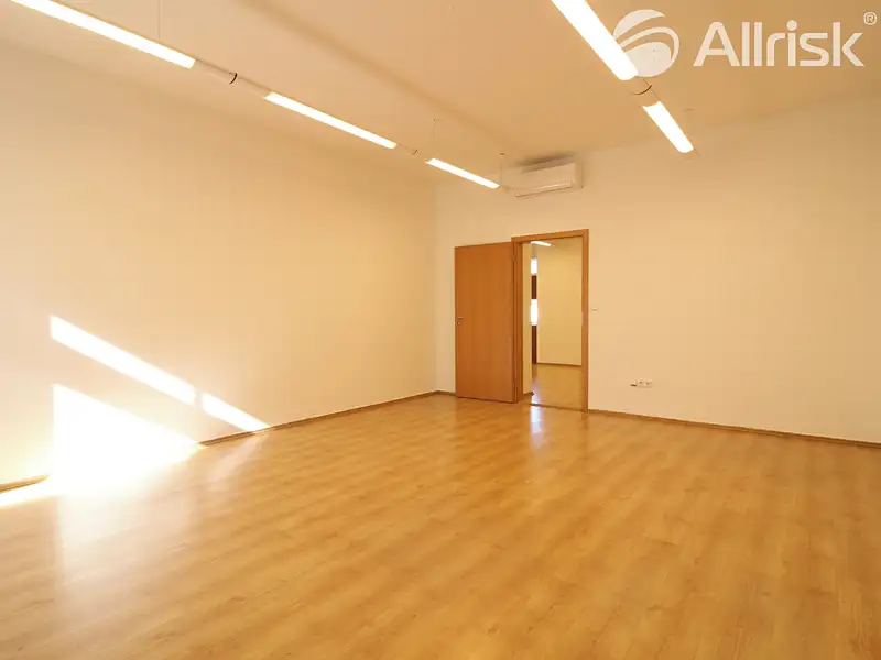 Pronájem kanceláře 87 m², Brno – náhled fotky 3