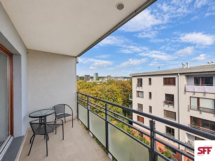Квартира 1+kk в оренду, 35 м² (9 з 10)