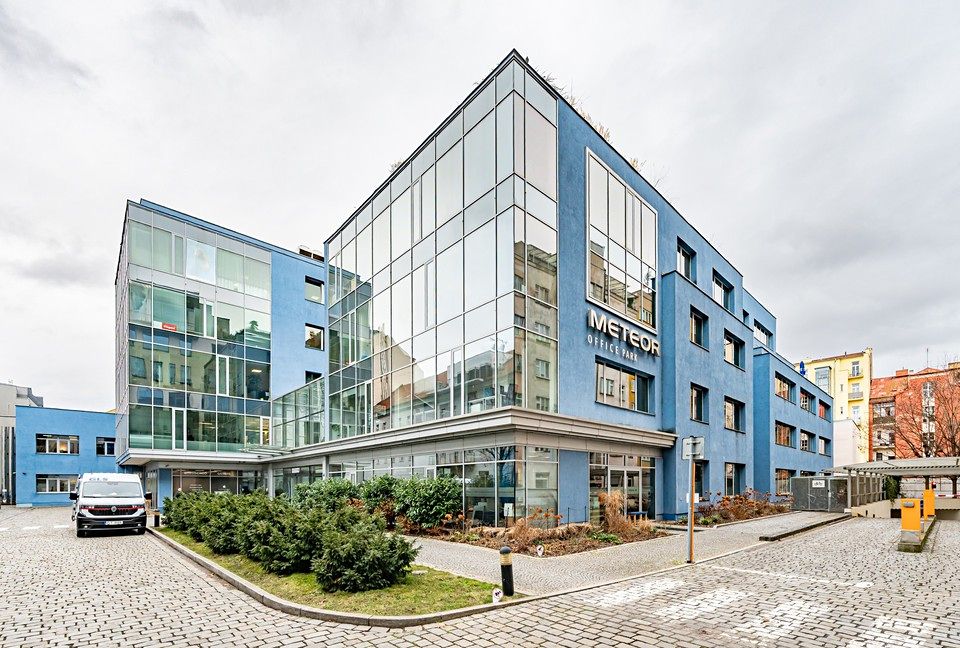 Pronájem kanceláře 194 m², Praha – fotka 1 z 3