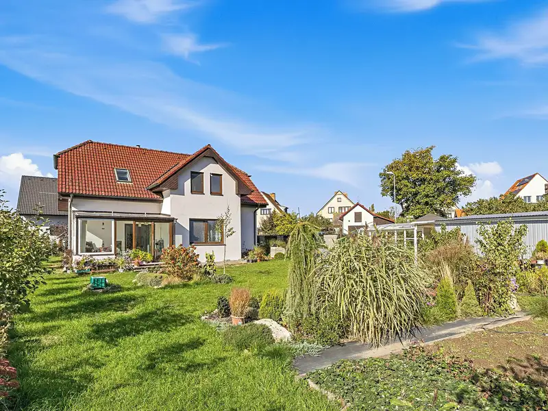 Prodej rodinného domu 212 m², pozemek 845 m², Záhoří – náhled fotky 1