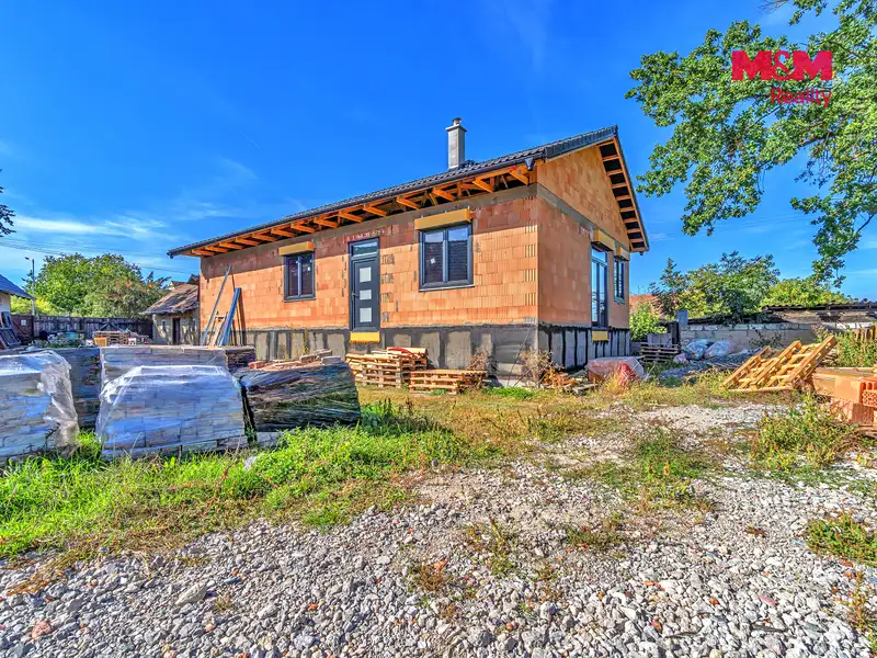 Prodej rodinného domu 103 m², pozemek 1163 m², Kostomlaty nad Labem – náhled fotky 2