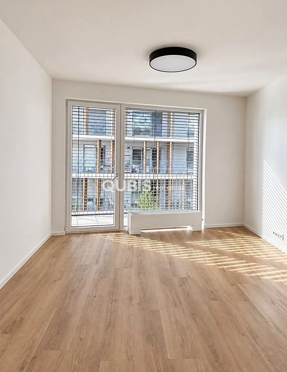 Pronájem bytu 2+kk 69 m² – fotografie 2