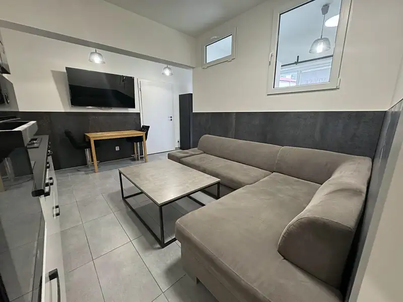 Prodej bytu 2+kk 51 m², Praha – náhled fotky 3