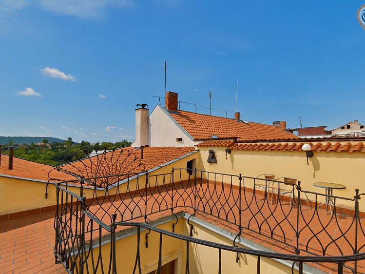 Комерційне приміщення на продаж, 1 000 м² (46 з 53)