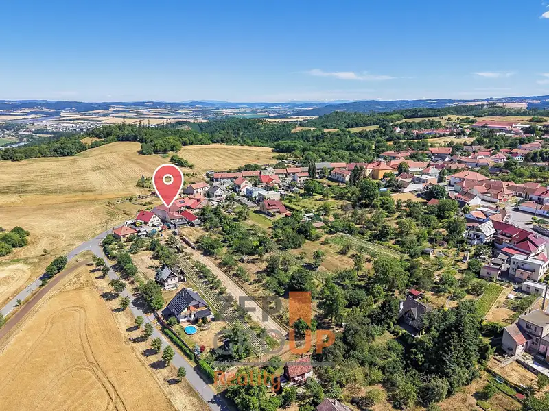 Prodej rodinného domu 292 m², pozemek 1850 m², Újezd u Boskovic – náhled fotky 1