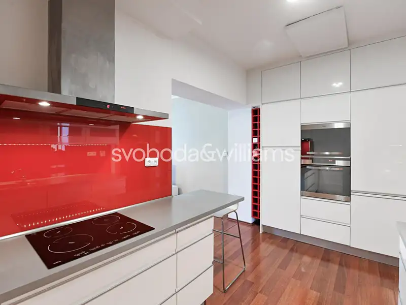 Prodej bytu 2+kk 68 m², Praha – náhled fotky 3