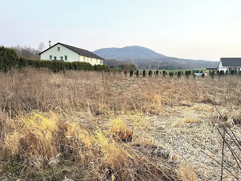 Prodej stavebního pozemku 1034 m², Stružnice – náhled fotky 2