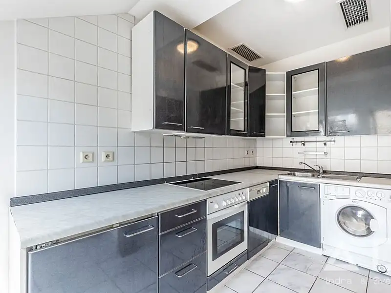 Pronájem bytu 4+kk 113 m², Praha – náhled fotky 1