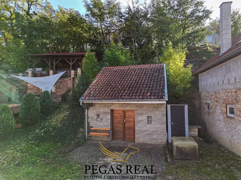 Prodej vinného sklepa 64 m², Starovice – náhled fotky 1