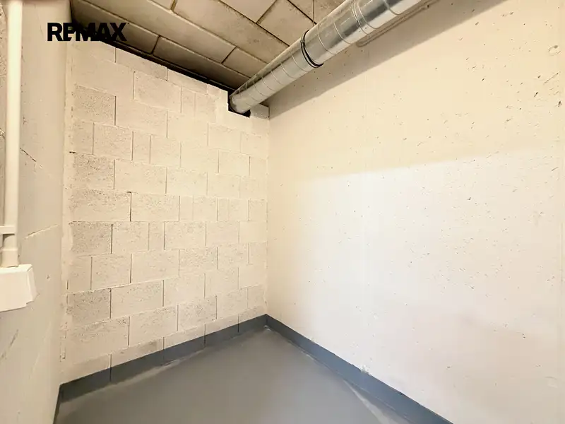 Pronájem garážového stání 20 m², Praha – náhled fotky 2