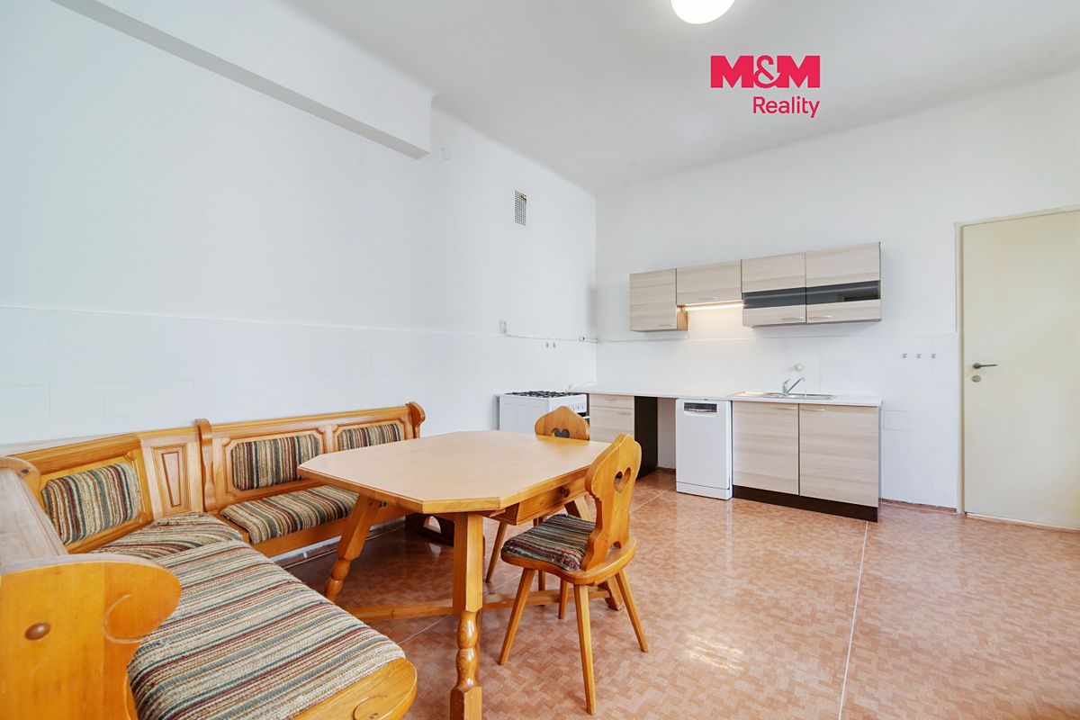 Pronájem bytu 2+1 90 m², Plzeň – fotka 1 z 3