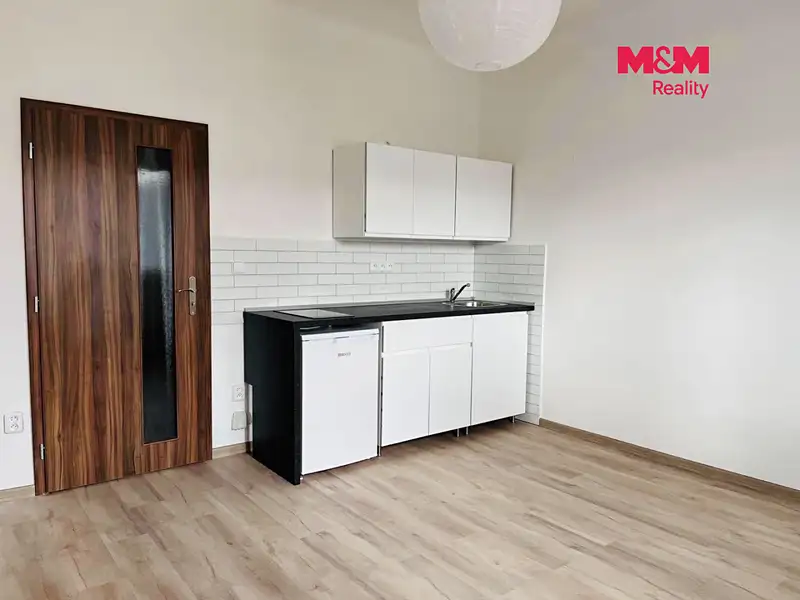 Pronájem bytu 1+kk 20 m², Olomouc – náhled fotky 2