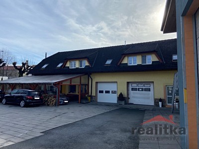 Gewerbefläche zum Kauf, 700 m² (2 von 17)