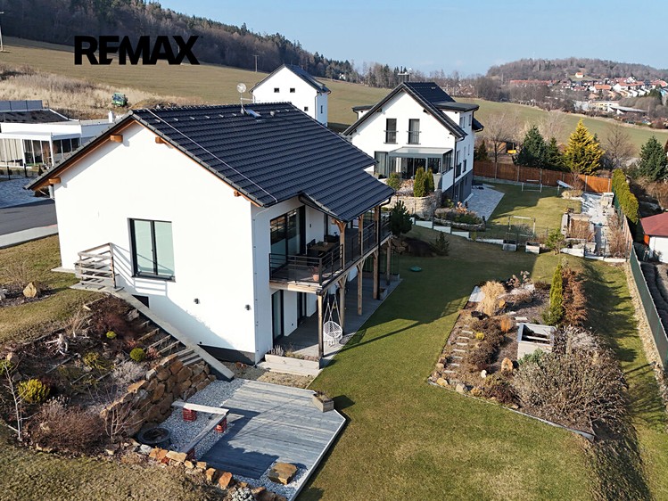 Prodej domu, 140 m² (27 z 33)
