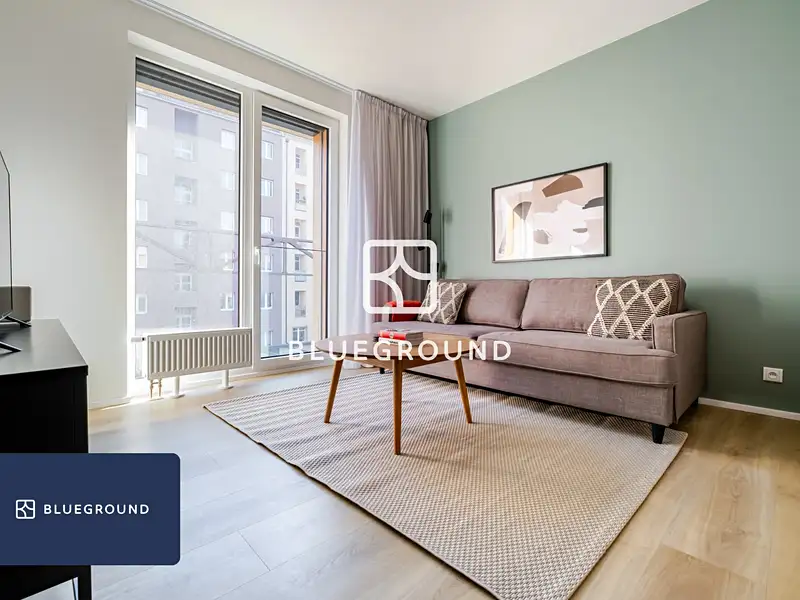 Pronájem bytu 3+1 63 m², Praha – náhled fotky 1
