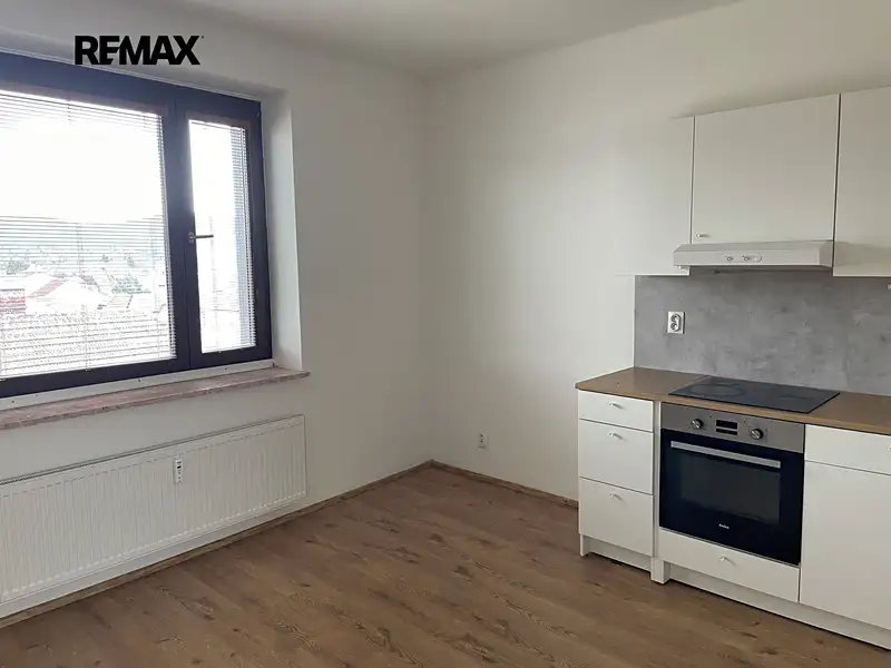 Pronájem bytu 2+kk 34 m², Brno – náhled fotky 3