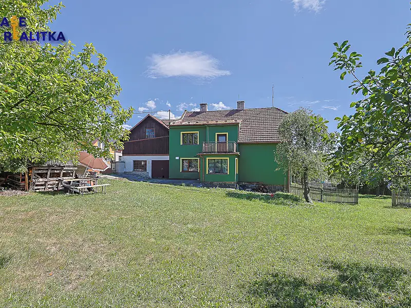 Prodej rodinného domu 180 m², pozemek 1484 m², Partutovice – náhled fotky 2