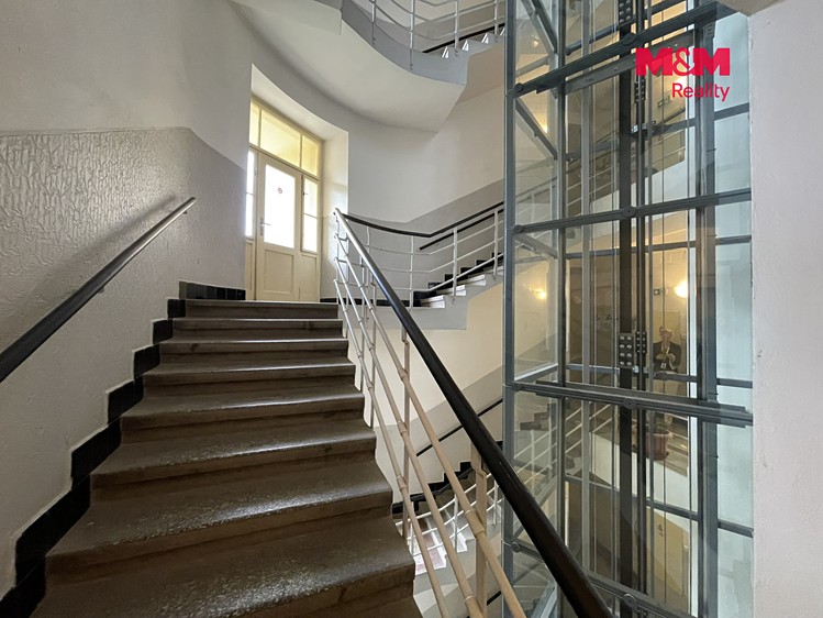 Pronájem bytu 2+kk, 48 m² (24 z 29)