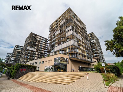 Квартира 1+kk в оренду, 44 м² (3 з 17)