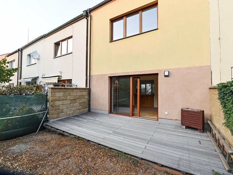 Pronájem domu, 100 m² (14 z 40)