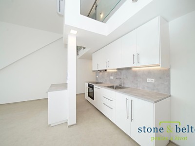Pronájem bytu 3+kk, 115 m² (2 z 15)