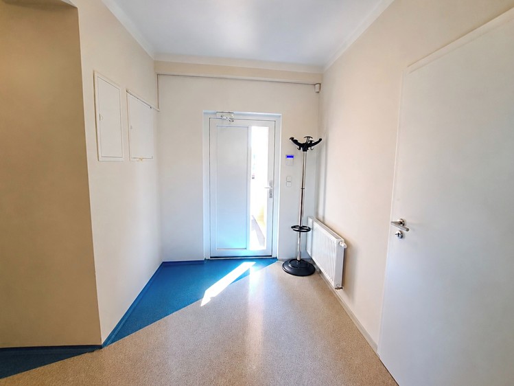 Pronájem komerčního prostoru, 180 m² (24 z 29)