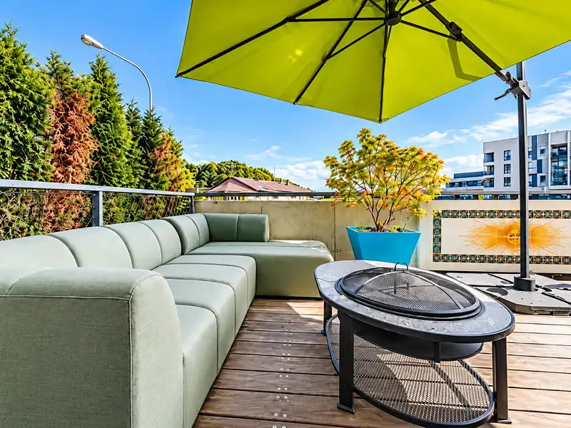 Prodej bytu atypický 134 m², Praha – náhled fotky 2