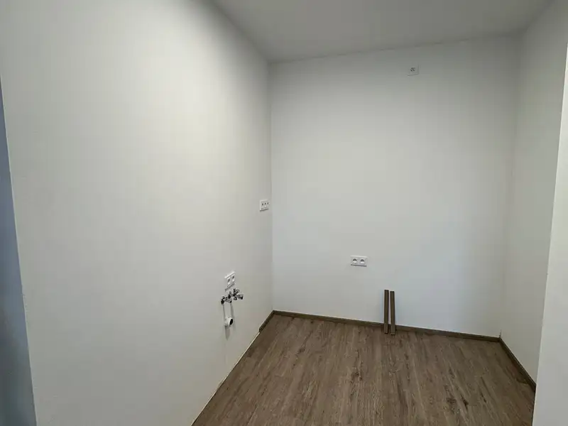 Prodej bytu 2+kk 44 m², Praha – náhled fotky 2