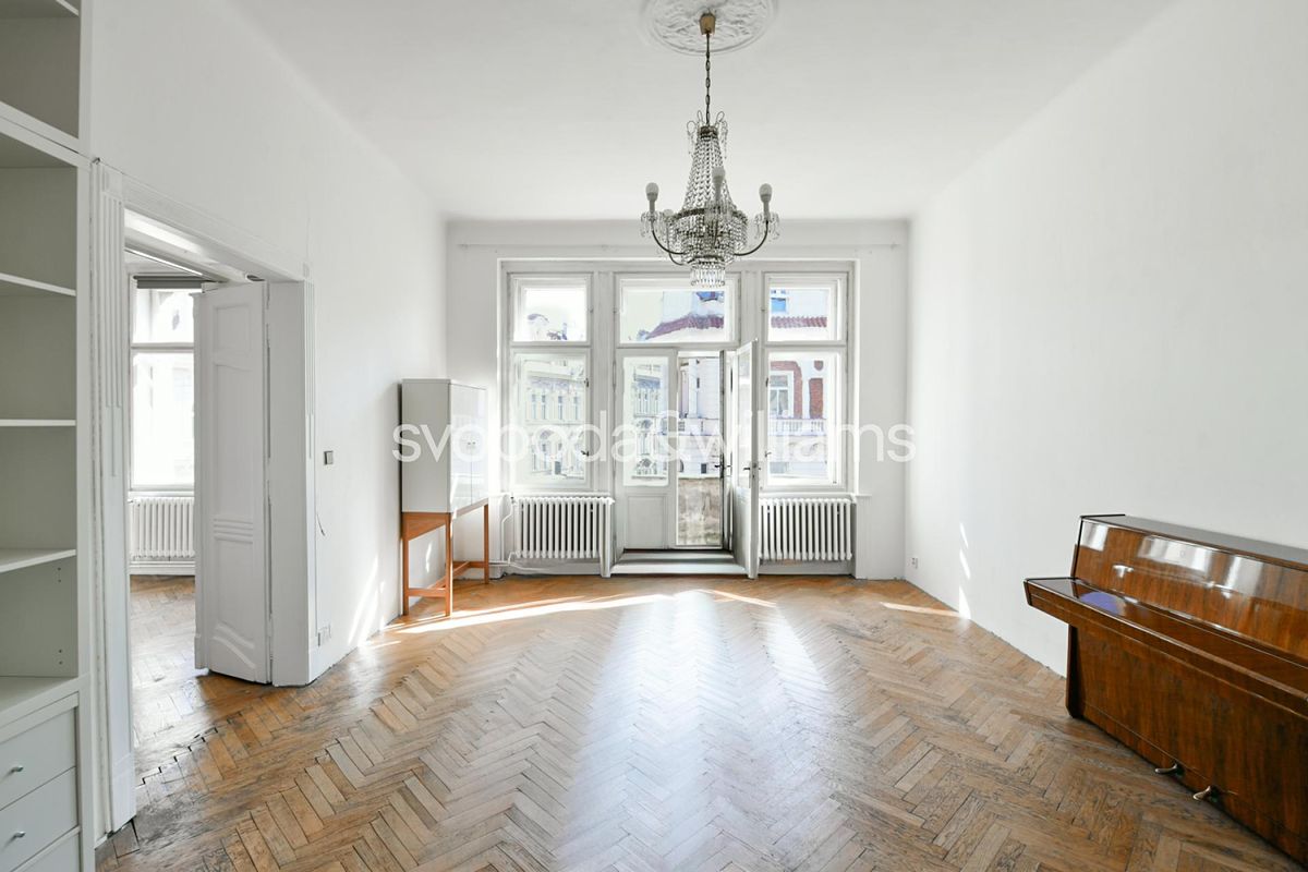 Pronájem bytu 3+1 104 m², Praha – fotka 1 z 3