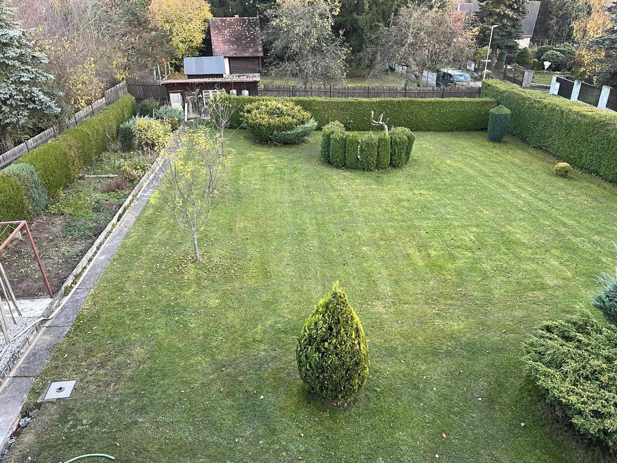 Prodej stavebního pozemku 741 m², Kamenice – fotka 1 z 3