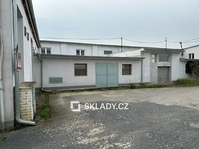 Pronájem skladového prostoru 635 m²