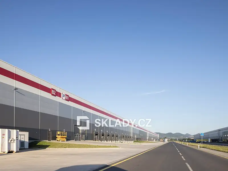Pronájem skladového prostoru 5000 m², Bílina – náhled fotky 1