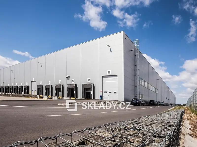 Pronájem skladového prostoru 2900 m², Mladá Boleslav – náhled fotky 1
