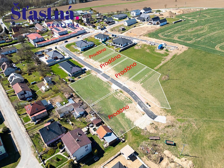 Prodej pozemku, 1 116 m² (2 z 8)
