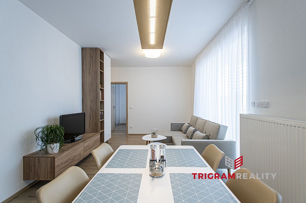 Pronájem bytu 2+kk 46 m², Hradec Králové – fotka 1 z 3