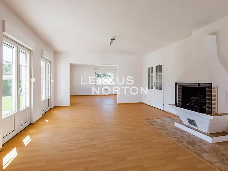 Pronájem rodinného domu 365 m², pozemek 539 m², Praha – náhled fotky 2