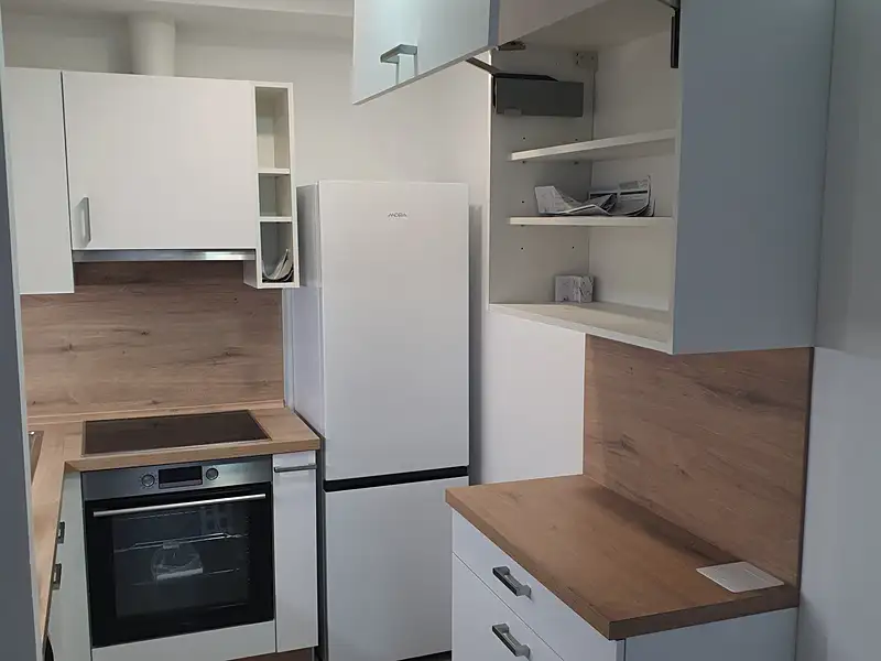 Pronájem bytu 2+kk 43 m², Kolín – náhled fotky 3