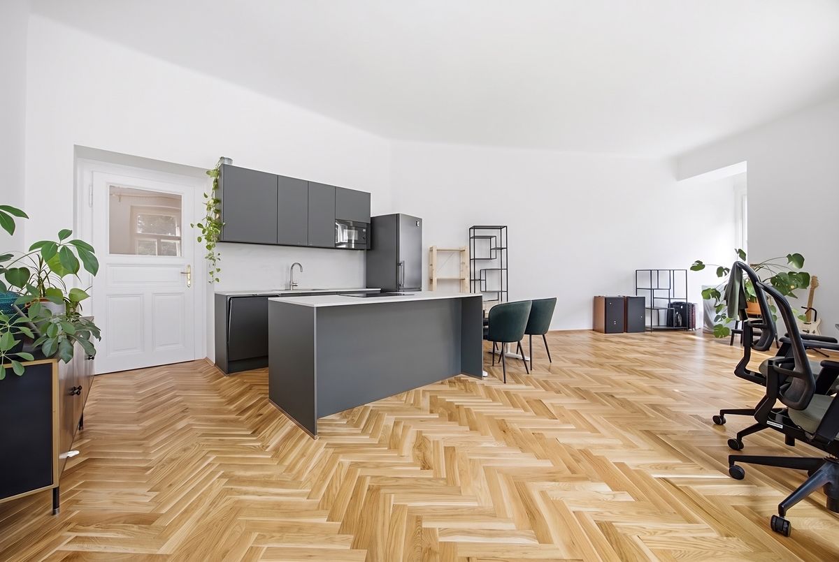 Pronájem bytu 2+kk 72 m² – fotografie 2