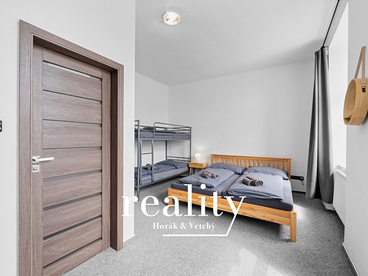Prodej komerčního prostoru, 564 m² (14 z 55)