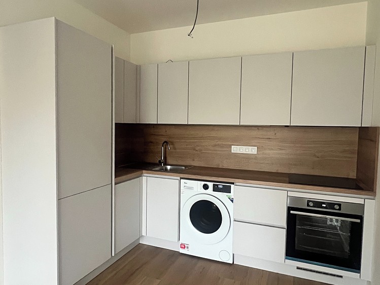 Pronájem bytu 2+kk, 38 m² (4 z 16)