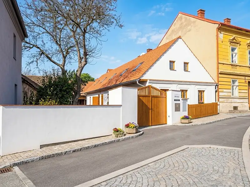 Prodej vícegeneračního domu 183 m², pozemek 953 m², Plzeň – náhled fotky 1