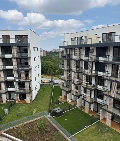 Pronájem bytu 2+kk 57 m², Praha – náhled fotky 1