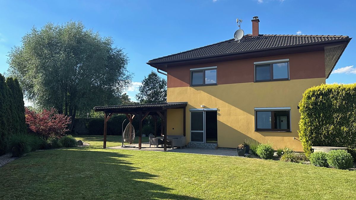 Prodej rodinného domu 170 m², pozemek 759 m², Borek – fotka 1 z 3
