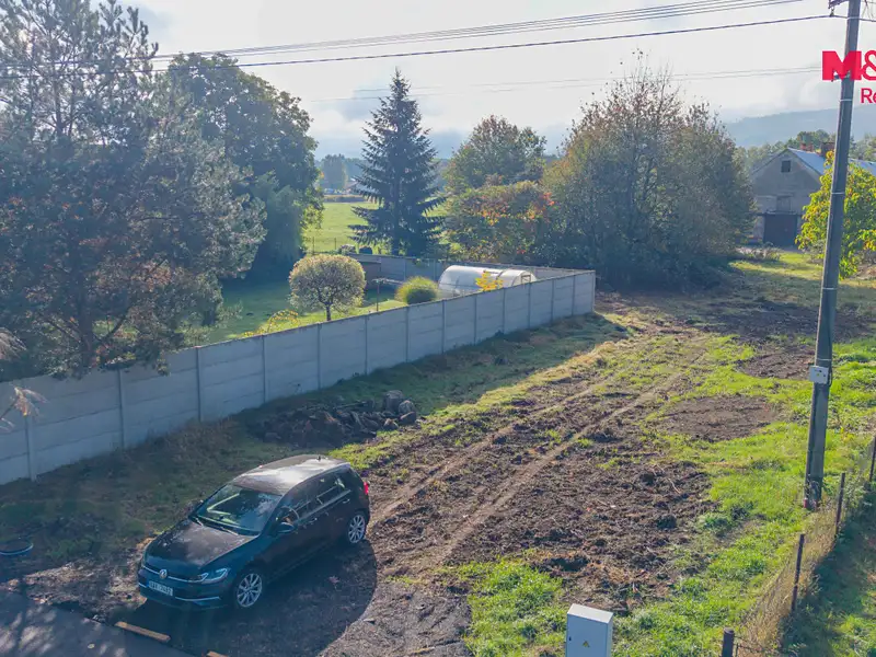 Prodej stavebního pozemku 632 m², Raškovice – náhled fotky 2