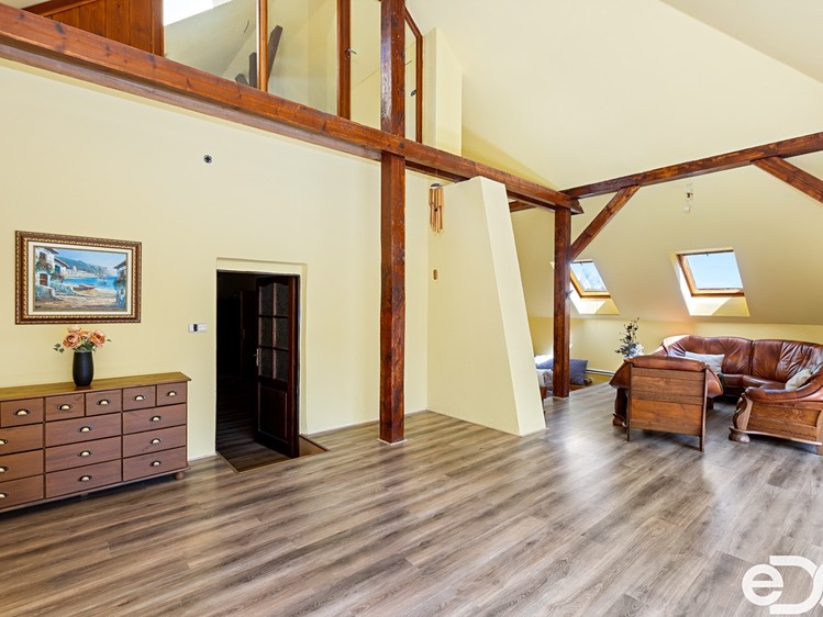 Prodej domu, 680 m² (33 z 42)