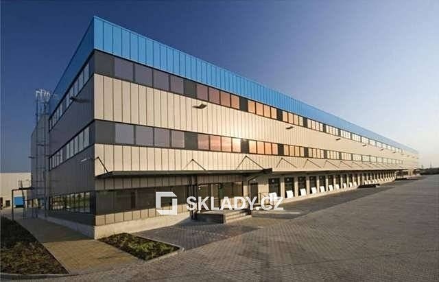 Pronájem komerčního prostoru, 4 100 m² (3 z 4)