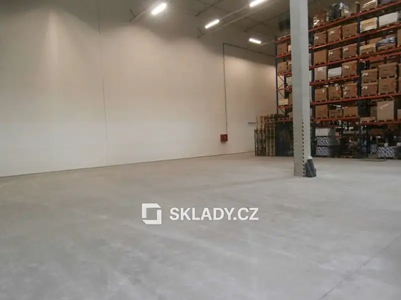 Pronájem skladového prostoru 608 m², Ostrava – náhled fotky 1