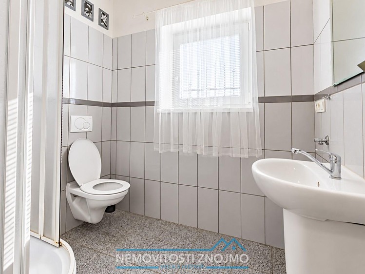 Комерційне приміщення на продаж, 360 м² (12 з 45)