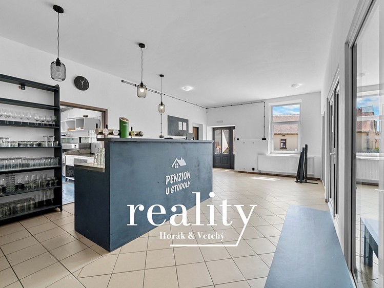 Prodej komerčního prostoru, 564 m² (19 z 55)